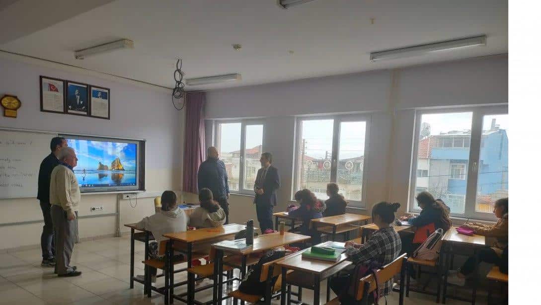 İlçe Milli Eğitim Müdürümüz Bilal ŞEN Mehmet Akif Ersoy Ortaokulu'nu Ziyaret Etti