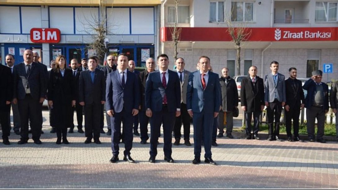 18 Mart Çanakkale Zaferi ve Şehitleri Anma Gününün 109. Yıl Dönümü sebebiyle Hükümet Konağı önünde bulunan Atatürk Anıtına çelenk sunma programı gerçekleştirildi. 
